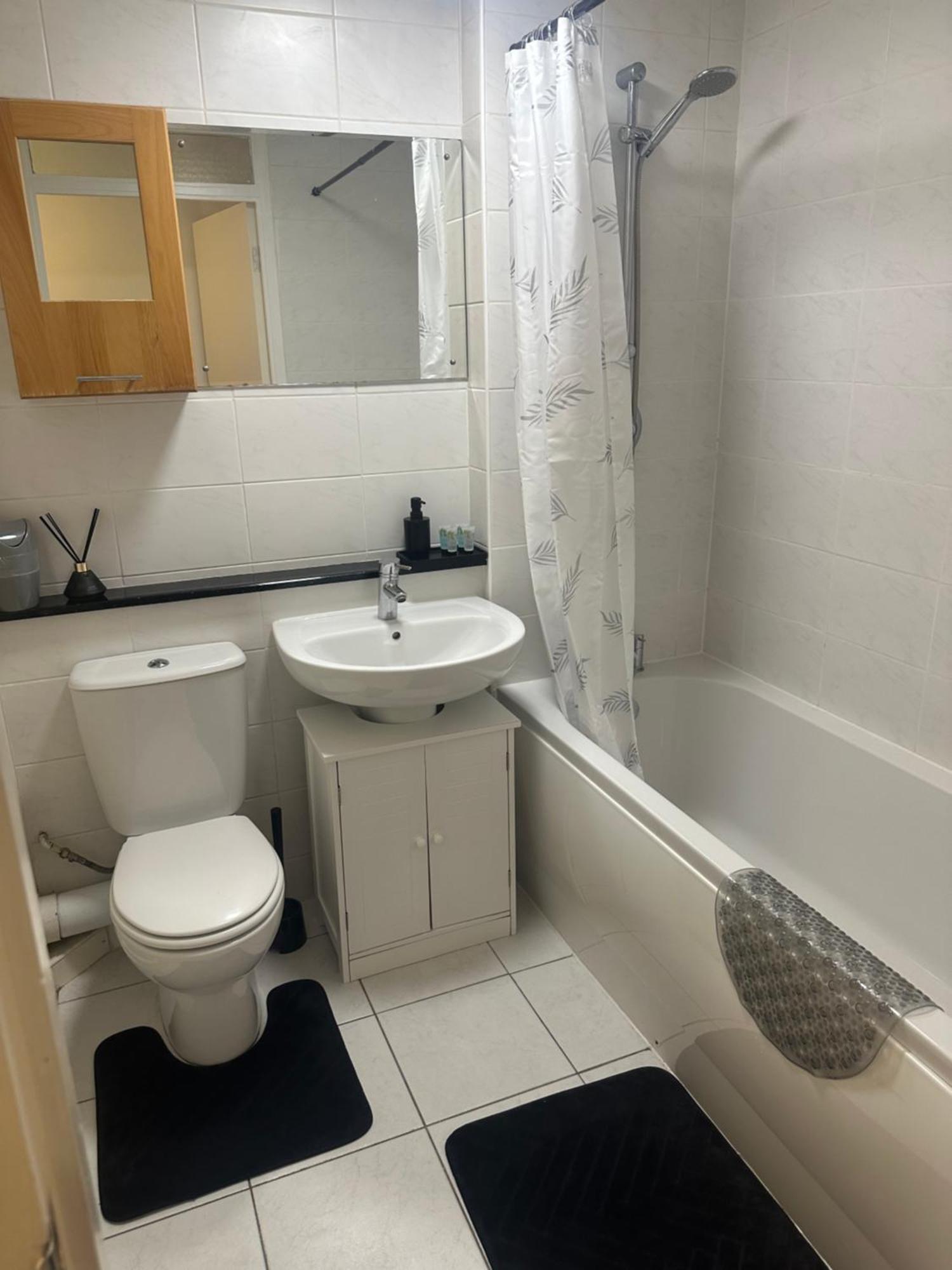 Apartment In West Midlands برمنغهام المظهر الخارجي الصورة